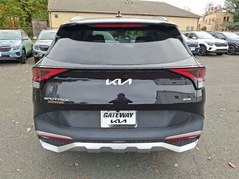 Certified 2023 Kia Sportage EX image 5
