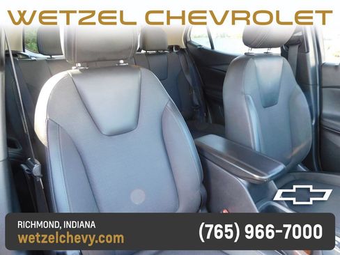 Used 2023 Buick Encore GX Preferred w/ Cold Weather Comfort Package AWD/4WD image 19