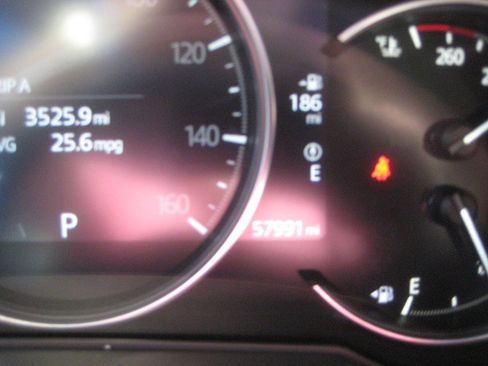 Used 2022 MAZDA CX-5 AWD 2.5 S w/ Premium Package image 25