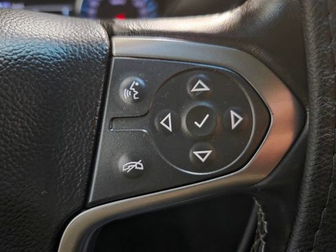 Used 2018 Chevrolet Silverado 1500 LT w/ LT Eassist Package image 46