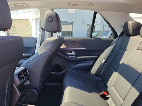New 2026 Mercedes-Benz GLE 450 4MATIC image 12