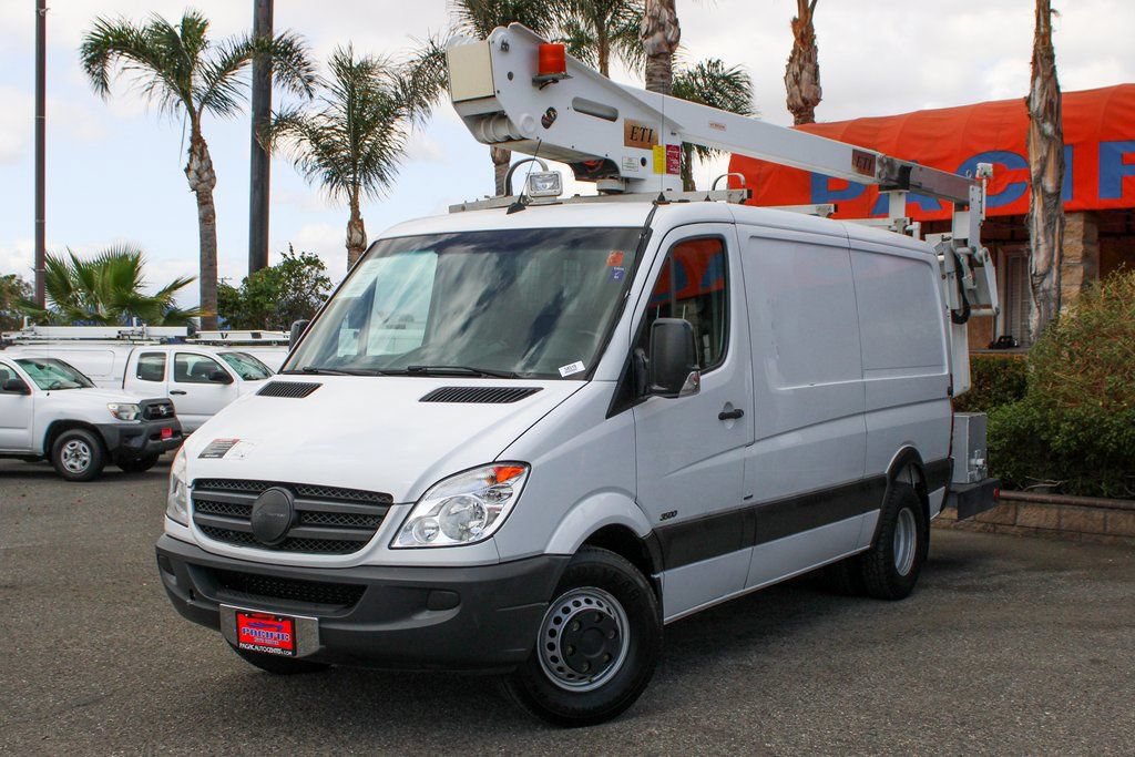 Used 2013 Mercedes-Benz Sprinter 3500 w/ High Idle Fixed Pkg image 4