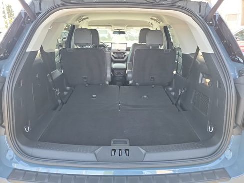 Used 2026 Ford Explorer Active w/ Active Comfort Package RWD image 22
