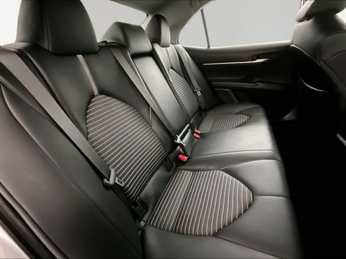 Used 2023 Toyota Camry SE FWD image 19