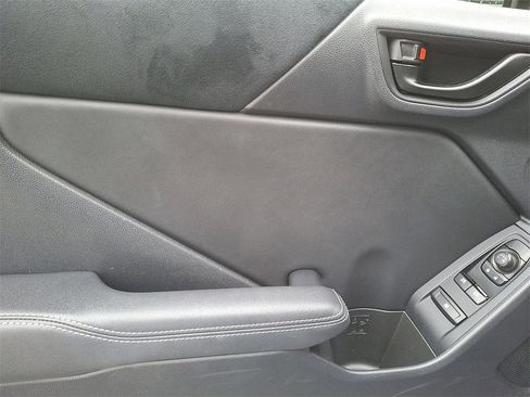 Used 2022 Toyota GR86 Premium image 12