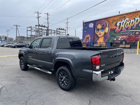 Used 2023 Toyota Tacoma SR5 image 3
