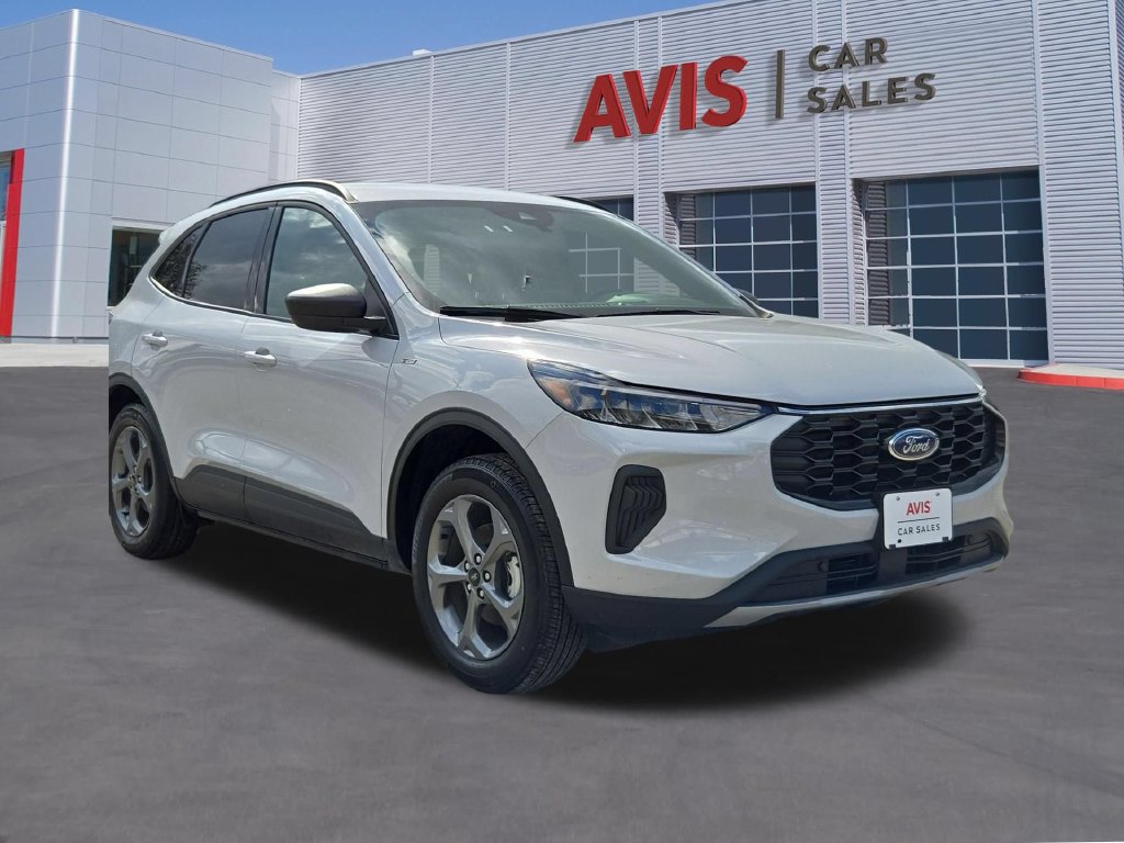 Used 2025 Ford Escape ST-Line AWD/4WD image 3