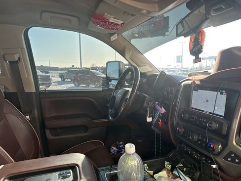 Used 2016 Chevrolet Silverado 3500 High Country w/ Duramax Plus Package image 51