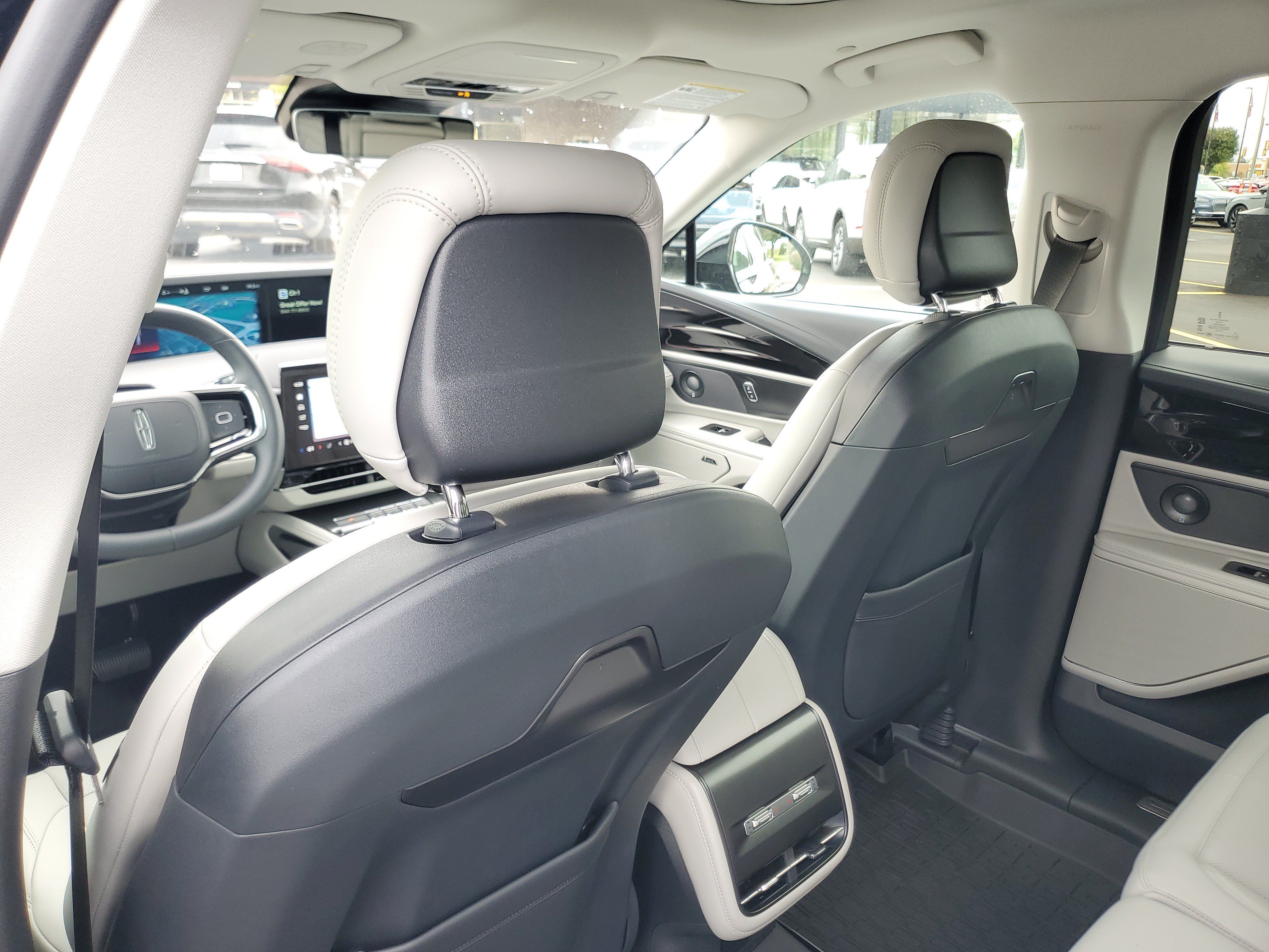 New 2026 Lincoln Nautilus Premier w/ Equipment Group 102A AWD/4WD image 29