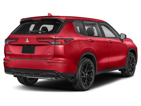 Used 2024 Mitsubishi Outlander SE Black Edition AWD/4WD image 2