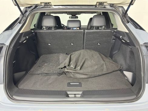 Used 2025 Nissan Ariya AWD image 27