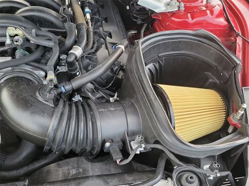 Used 2020 Ford Mustang Shelby GT350 w/ Technology Package image 36