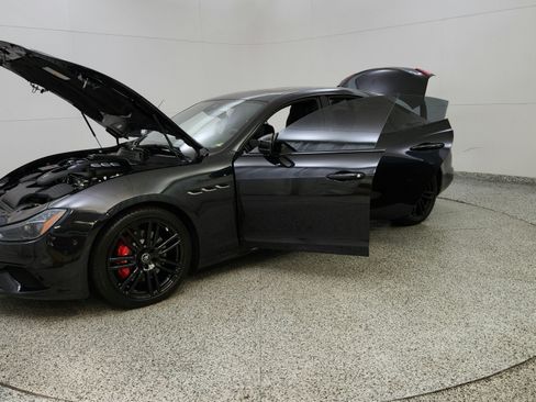Used 2023 Maserati Ghibli Modena RWD image 10