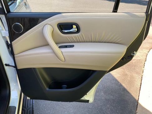 Used 2024 Nissan Armada Platinum w/ Captain's Chairs Package AWD/4WD image 35