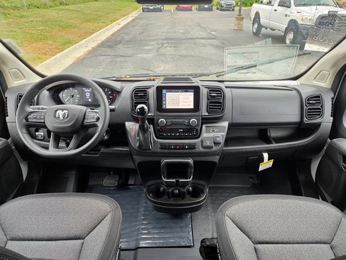 New 2026 RAM ProMaster 2500 w/ Convenience Group image 15
