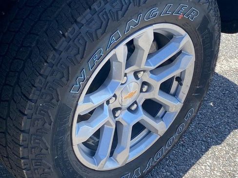 New 2025 Chevrolet Silverado 1500 LT w/ Z71 Off-Road Package image 25