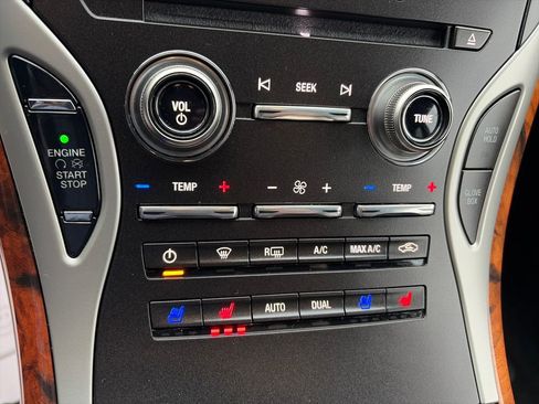 Used 2019 Lincoln Nautilus Reserve image 24