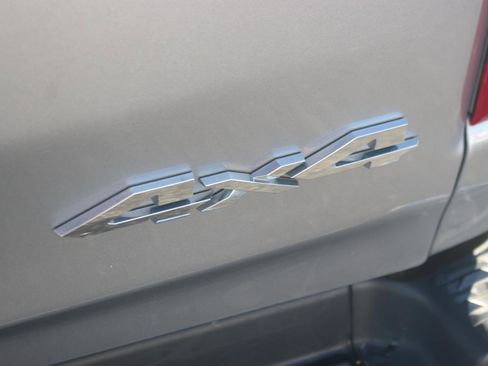 Used 2022 RAM 1500 Laramie image 13