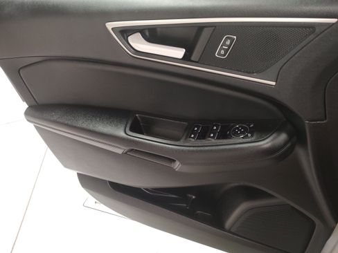 Used 2024 Ford Edge SEL AWD/4WD image 9