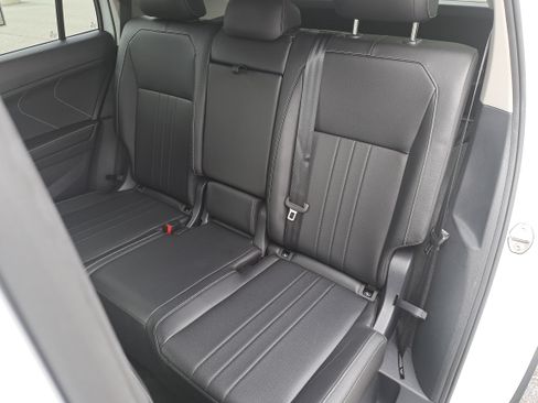 Used 2024 Volkswagen Tiguan Wolfsburg Edition AWD/4WD image 15