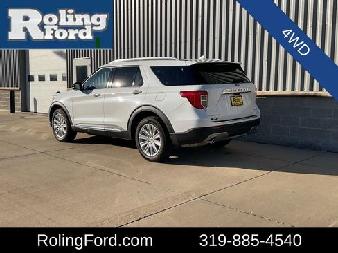 Used 2023 Ford Explorer Limited w/ Equipment Group 301A image 3