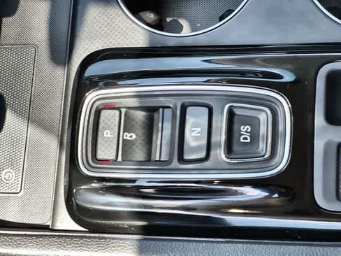 Certified 2025 Honda Pilot EX-L image 16