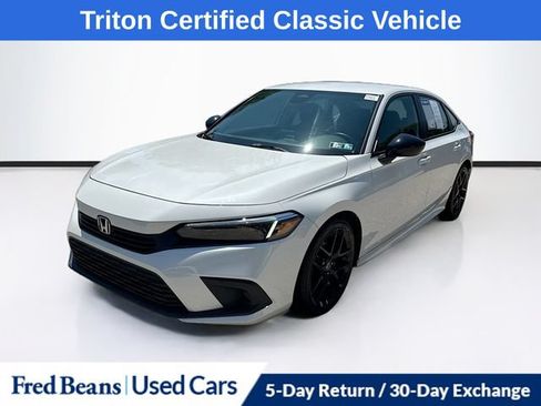 Used 2023 Honda Civic Sport image 3