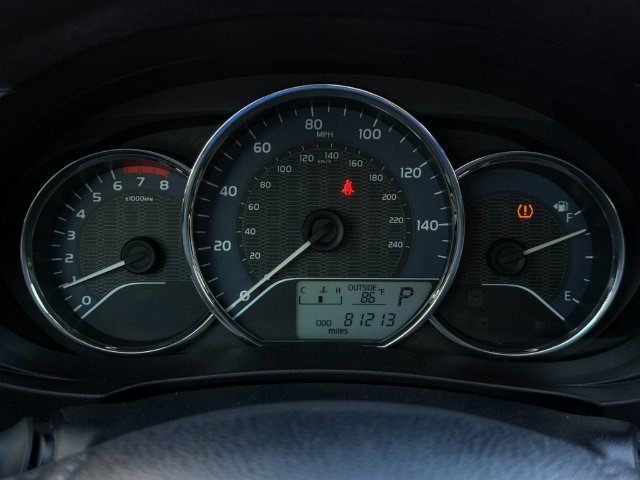 Used 2014 Toyota Corolla L FWD image 23