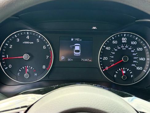 Used 2021 Kia Forte LXS FWD image 13