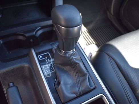 Certified 2021 Toyota Tacoma Limited image 13