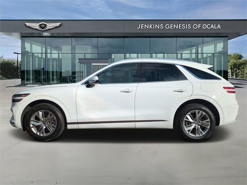 Certified 2022 Genesis GV70 2.5T image 6