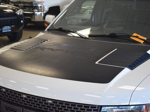 Used 2012 Ford F150 Raptor w/ Raptor Luxury Pkg AWD/4WD image 9