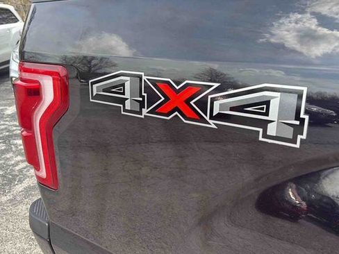 Used 2016 Ford F150 Platinum w/ Equipment Group 701A Luxury image 14