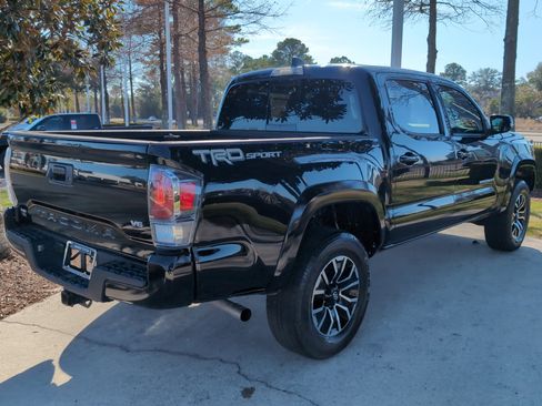 Certified 2023 Toyota Tacoma TRD Sport image 10