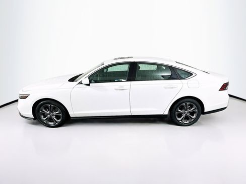 Used 2023 Honda Accord EX image 4