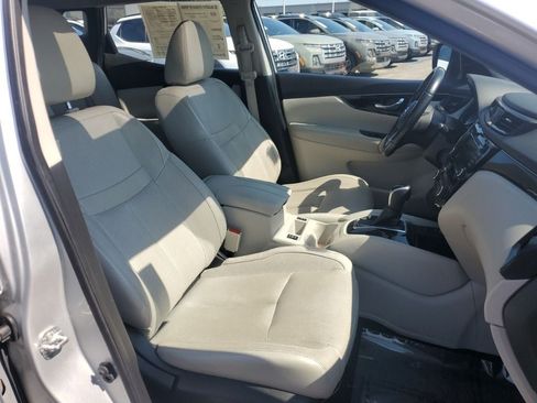 Used 2019 Nissan Rogue Sport SL w/ Premium Package FWD image 46