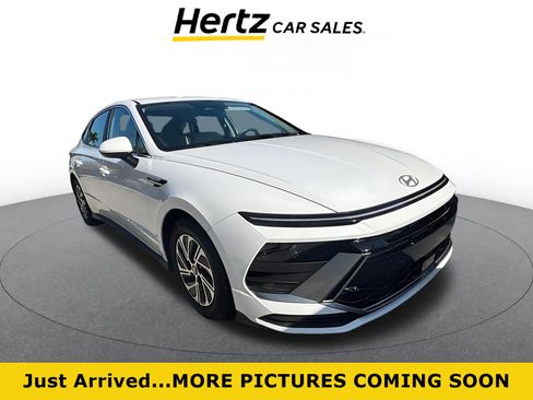 Used 2026 Hyundai Sonata Blue FWD image 1