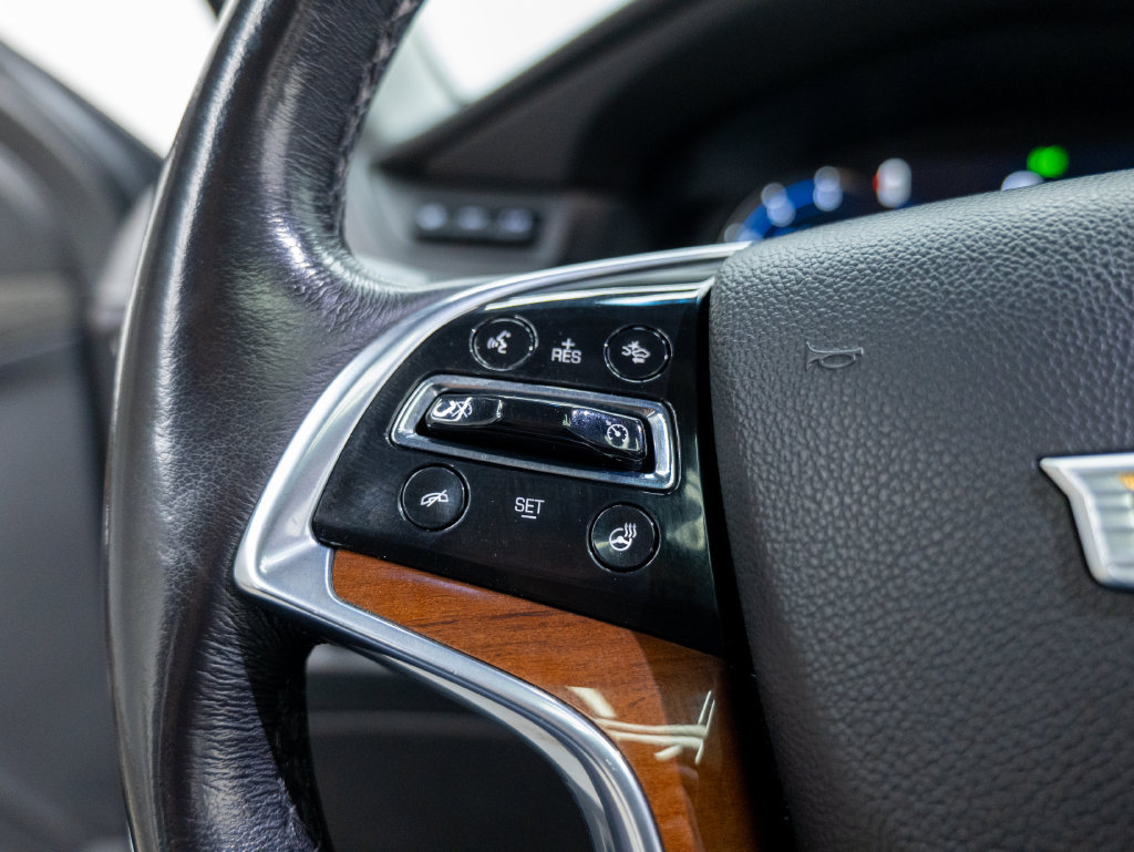 Used 2019 Cadillac Escalade Luxury AWD/4WD image 35