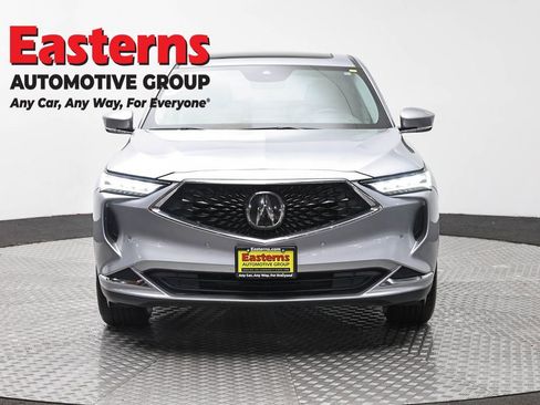 Used 2023 Acura MDX SH-AWD w/ Technology Package image 2