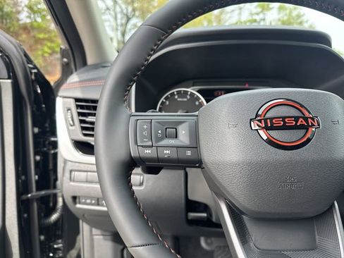 New 2026 Nissan Rogue SV AWD/4WD image 17