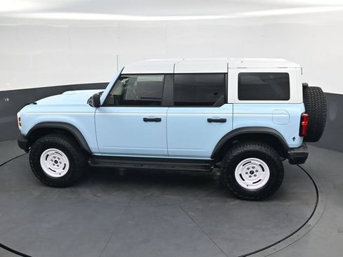 Used 2025 Ford Bronco Heritage Edition AWD/4WD image 28