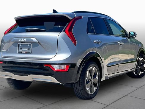 Used 2024 Kia Niro Wind FWD image 12