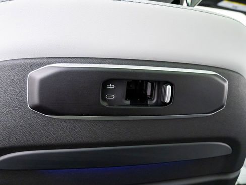 Used 2026 BMW X5 M60i w/ Executive Package AWD/4WD image 21