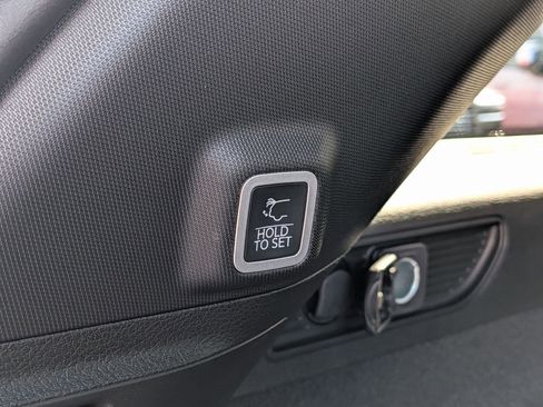 New 2026 Jeep Grand Cherokee Summit AWD/4WD image 32
