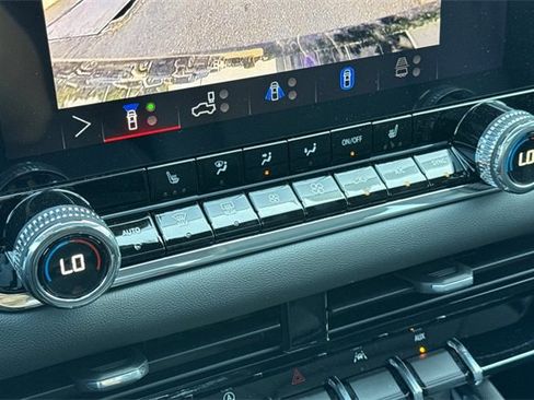 New 2025 GMC Canyon Elevation w/ Convenience Package image 23