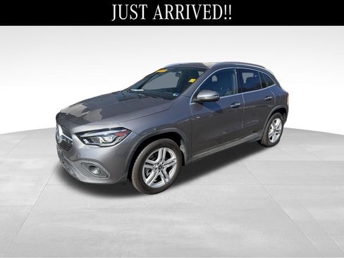 Used 2021 Mercedes-Benz GLA 250 4MATIC image 3