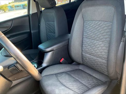 Used 2019 Chevrolet Equinox LT FWD image 9