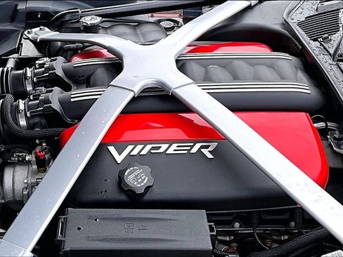 Used 2013 SRT Viper GTS RWD image 19