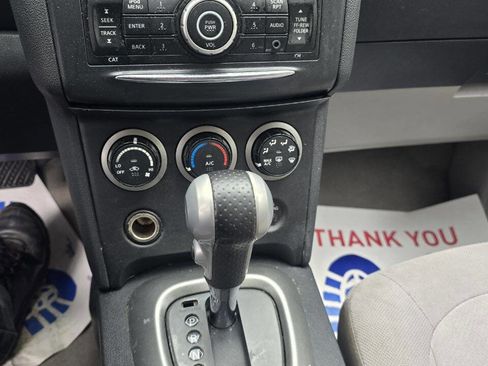 Used 2012 Nissan Rogue S AWD/4WD image 16