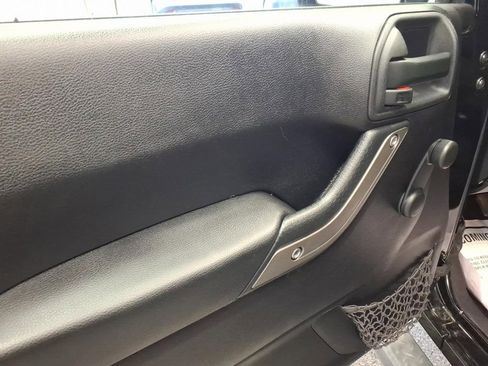 Used 2013 Jeep Wrangler Sport image 8